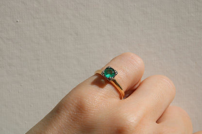 Art Deco Vintage Ring 14k Solid Gold with Colombian Emerald set in Platinum Prongs